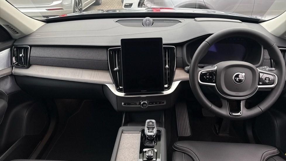 Used Volvo XC90 2025 for sale - 77178121: Photo 5