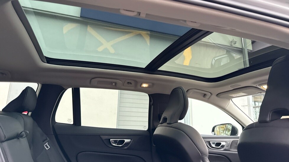 Used Volvo V60 2025 for sale - 77560600: Photo 27