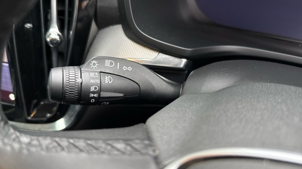 Used Volvo V60 2025 for sale - 77560600: Photo 52