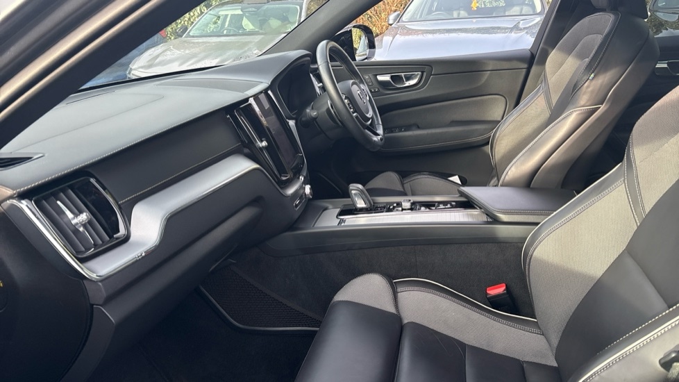 Used Volvo XC60 2020 for sale - 77618989: Photo 26