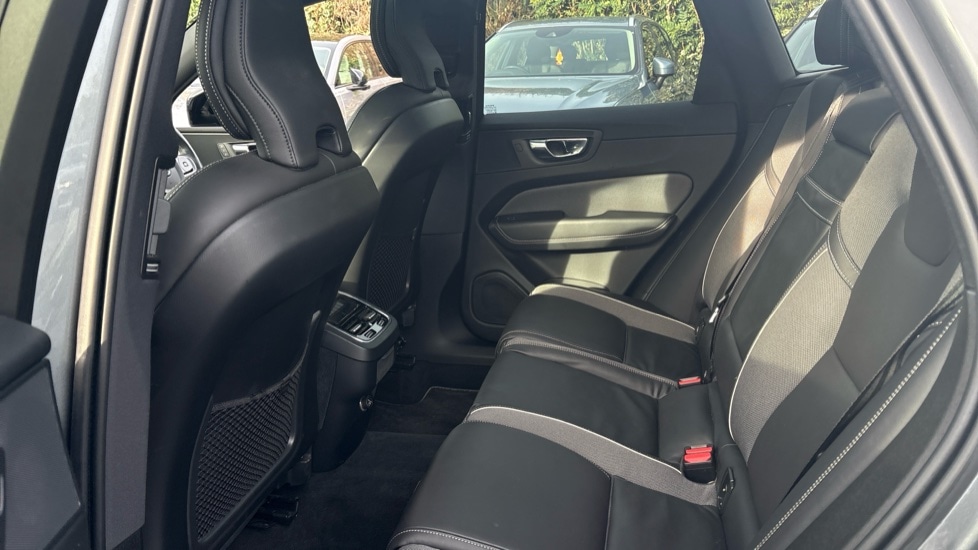 Used Volvo XC60 2020 for sale - 77618989: Photo 33