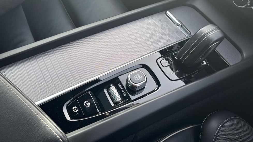 Used Volvo XC60 2020 for sale - 77618989: Photo 46