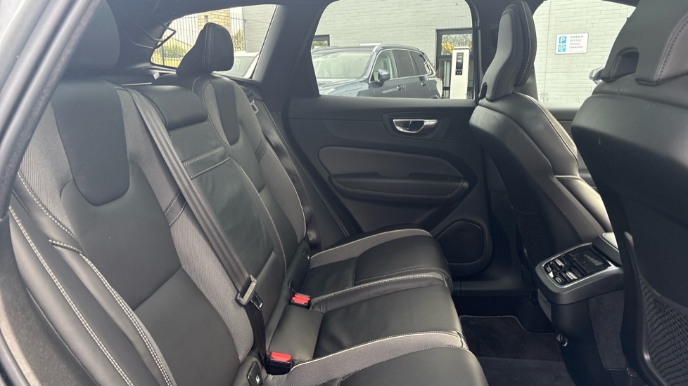 Used Volvo XC60 2020 for sale - 77618989: Photo 6