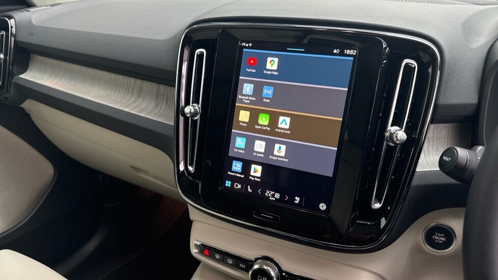 Used Volvo XC40 2025 for sale - 76241493: Photo 12