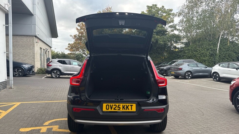 Used Volvo XC40 2025 for sale - 76241493: Photo 13