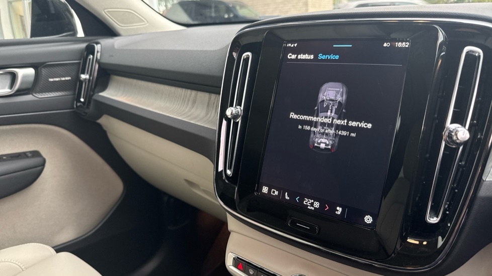 Used Volvo XC40 2025 for sale - 76241493: Photo 14