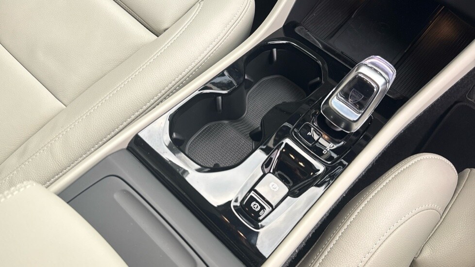 Used Volvo XC40 2025 for sale - 76241493: Photo 19