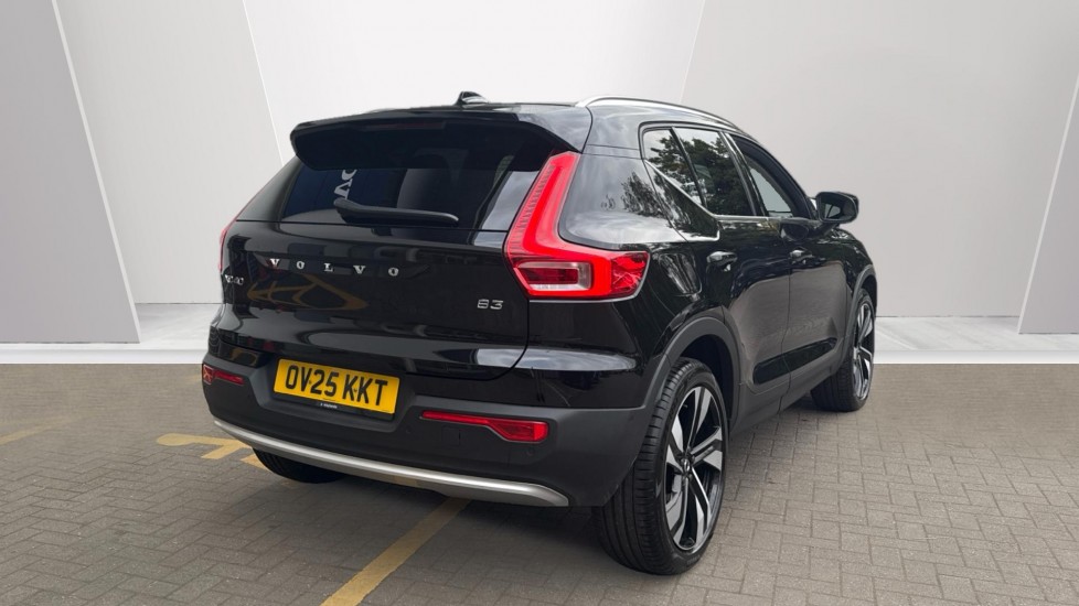 Used Volvo XC40 2025 for sale - 76241493: Photo 2
