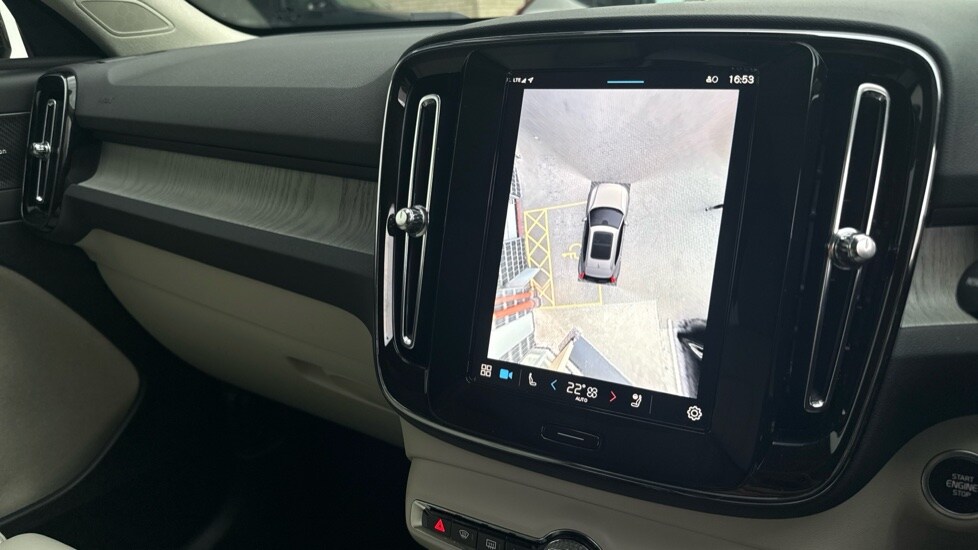 Used Volvo XC40 2025 for sale - 76241493: Photo 20