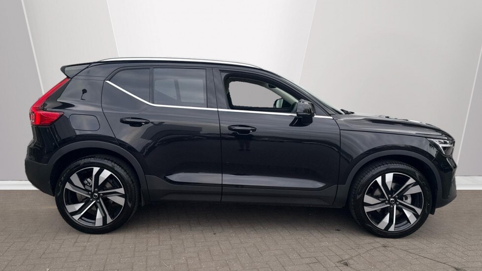 Used Volvo XC40 2025 for sale - 76241493: Photo 3
