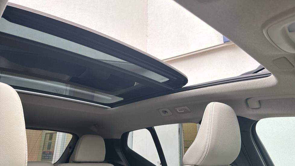 Used Volvo XC40 2025 for sale - 76241493: Photo 36