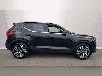 Used Volvo XC40 2025 for sale - 76241493: Photo