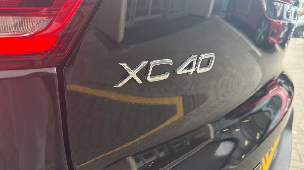 Used Volvo XC40 2025 for sale - 76241493: Photo 45