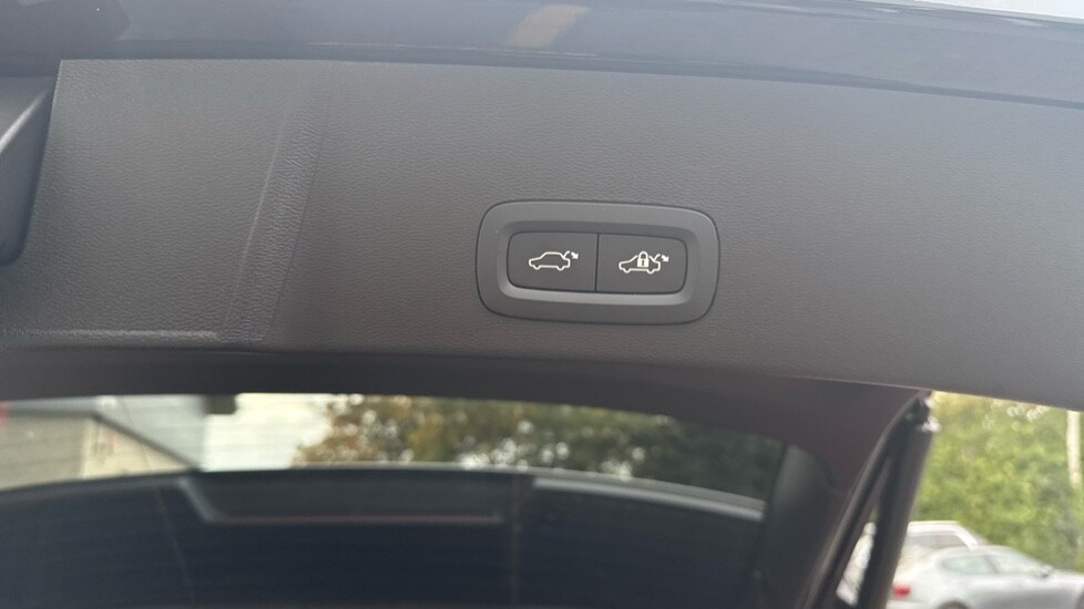 Used Volvo XC40 2025 for sale - 76241493: Photo 48