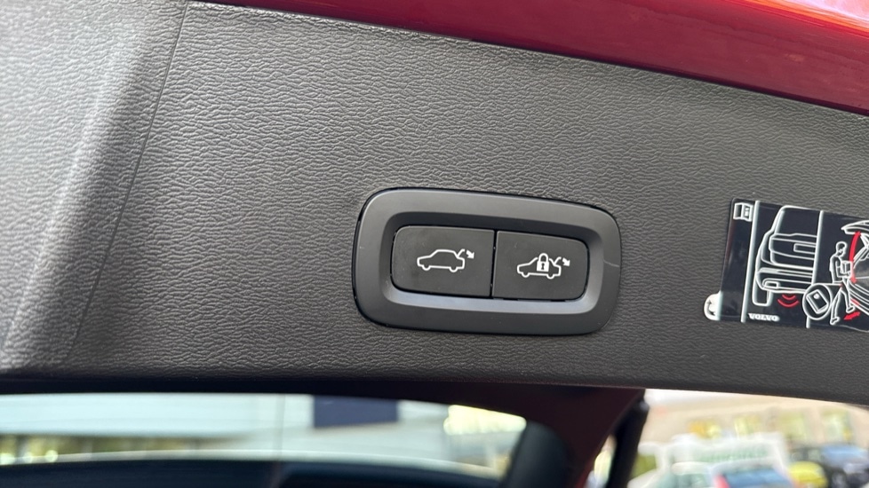 Used Volvo XC40 2022 for sale - 76507493: Photo 16