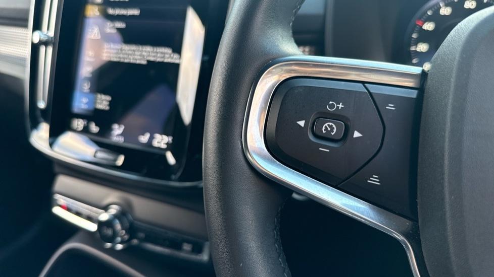 Used Volvo XC40 2022 for sale - 76507493: Photo 27