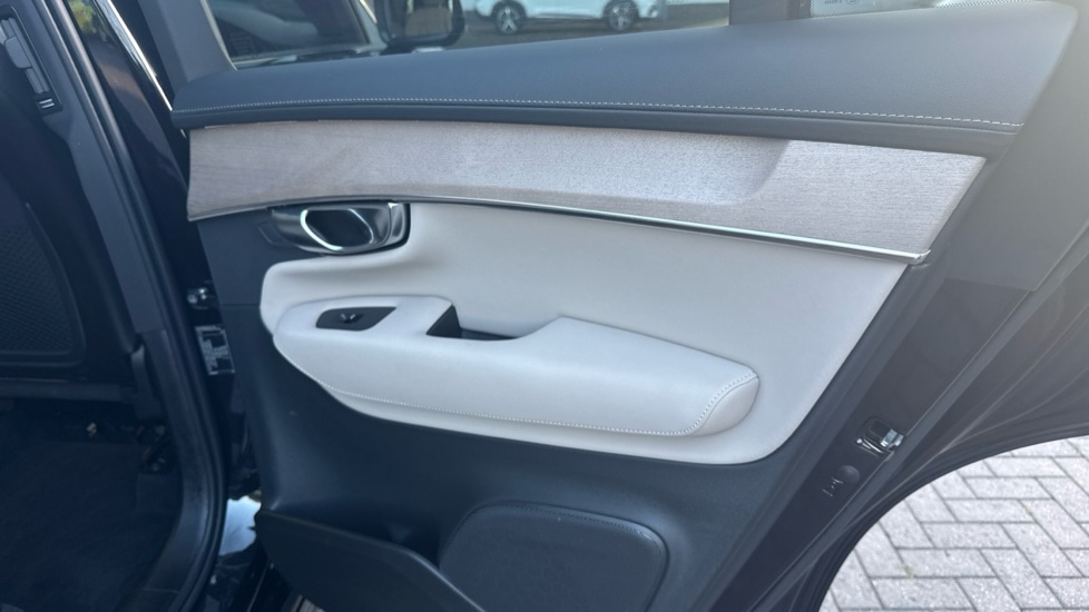 Used Volvo XC90 2025 for sale - 76696391: Photo 28