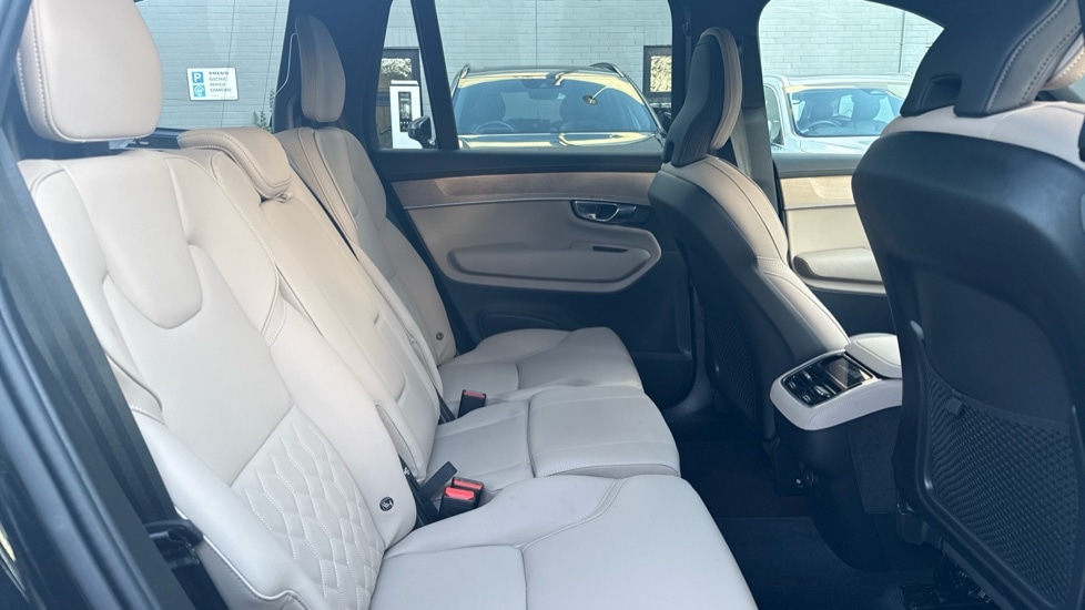 Used Volvo XC90 2025 for sale - 76696391: Photo 6