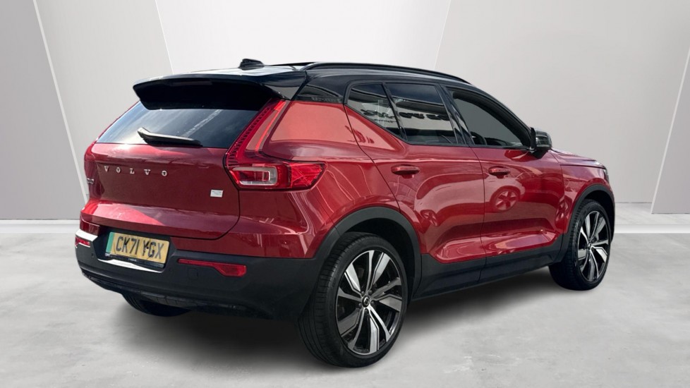 Used Volvo XC40 2021 for sale - 77950583: Photo 2