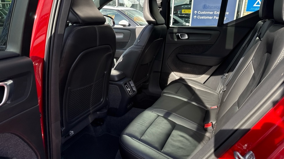 Used Volvo XC40 2021 for sale - 77950583: Photo 33