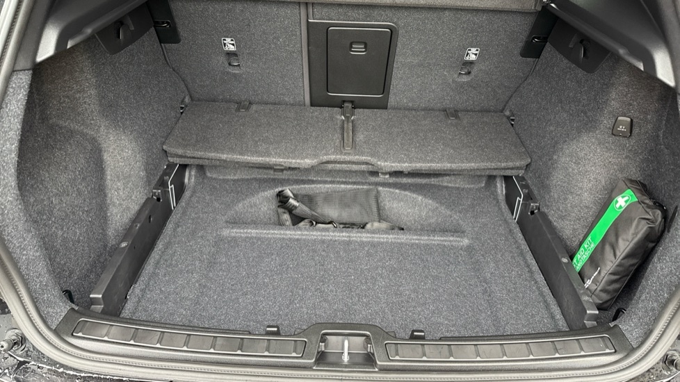 Used Volvo XC40 2024 for sale - 76523561: Photo 17