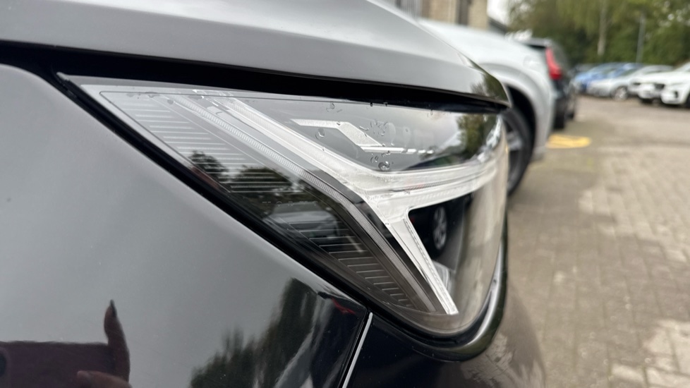 Used Volvo XC40 2024 for sale - 76523561: Photo 39