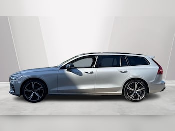 Used Volvo V60 2025 for sale - 78049797: Photo