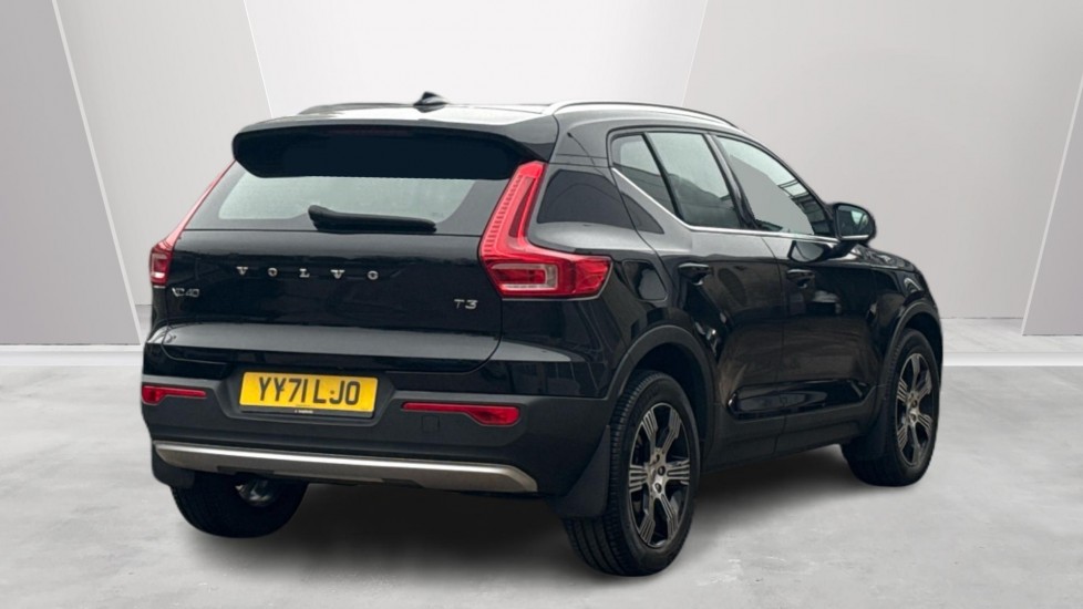 Used Volvo XC40 2021 for sale - 78220824: Photo 2
