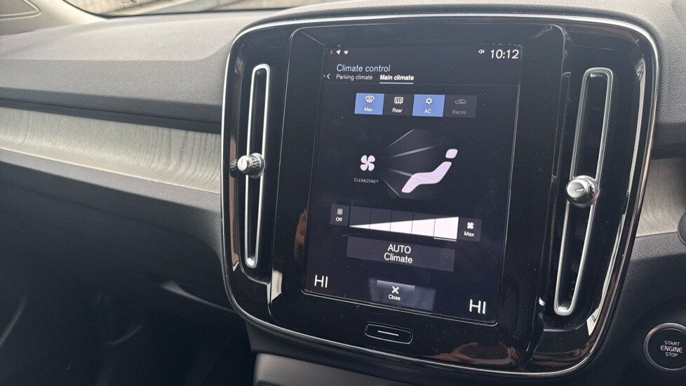 Used Volvo XC40 2021 for sale - 78220824: Photo 33