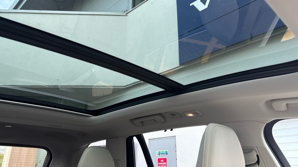 Used Volvo XC90 2022 for sale - 77981171: Photo 33