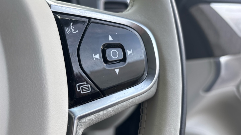 Used Volvo XC90 2022 for sale - 77981171: Photo 36