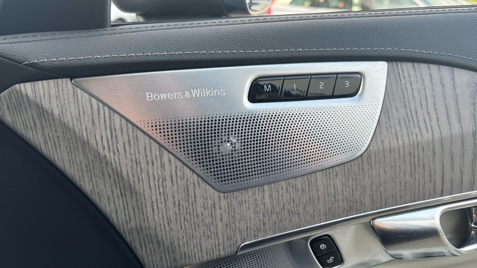 Used Volvo XC90 2022 for sale - 77981171: Photo 39