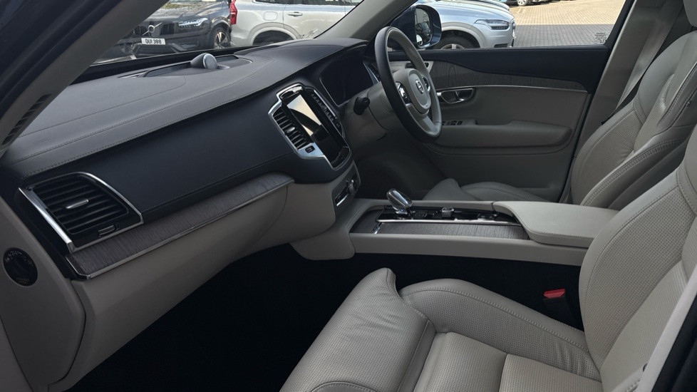 Used Volvo XC90 2022 for sale - 77981171: Photo 56