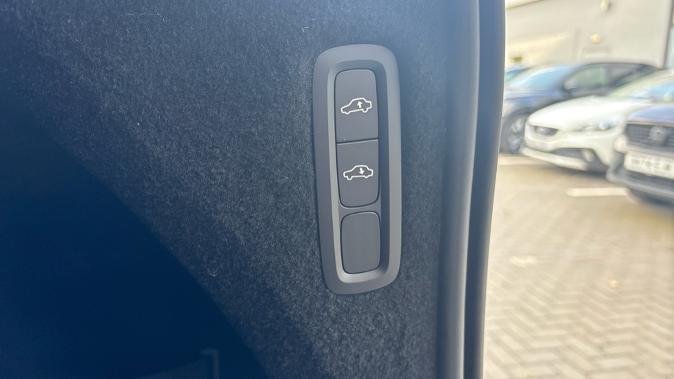 Used Volvo XC90 2022 for sale - 77981171: Photo 63