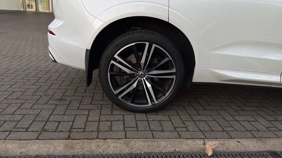 Used Volvo XC60 2019 for sale - 76361888: Photo 18