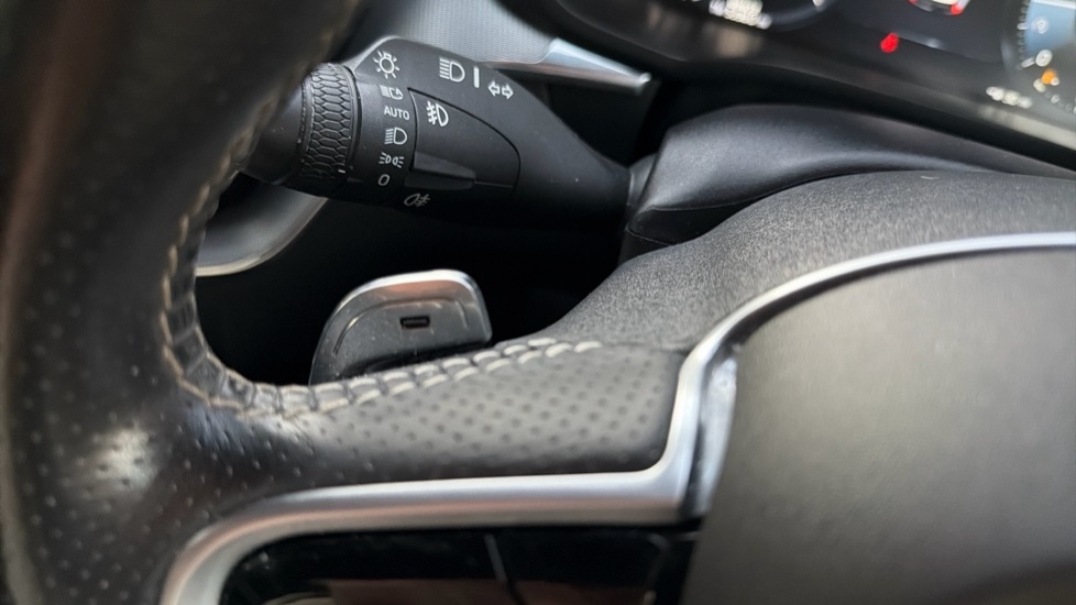 Used Volvo XC60 2019 for sale - 76361888: Photo 46