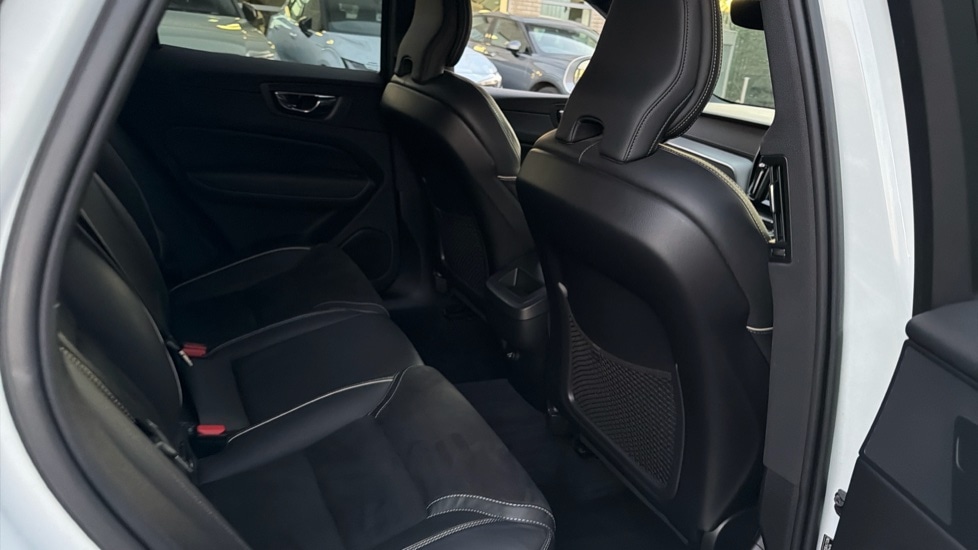 Used Volvo XC60 2019 for sale - 76361888: Photo 6