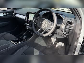 Used Volvo XC40 2026 for sale - 79773572: Photo