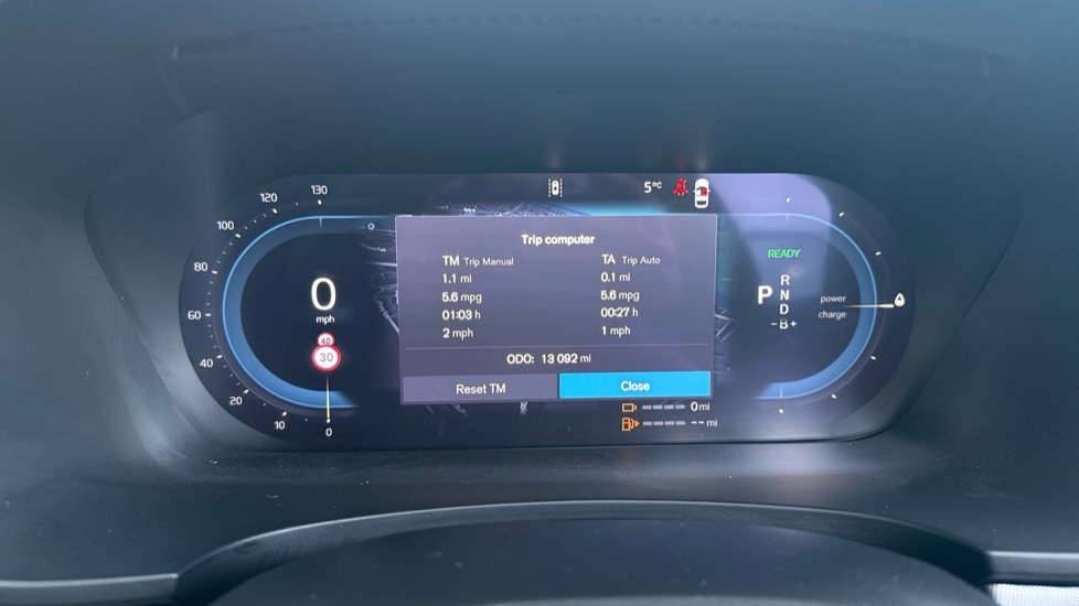 Used Volvo V90 2025 for sale - 77063400: Photo 11