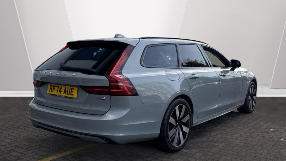 Used Volvo V90 2025 for sale - 77063400: Photo 2