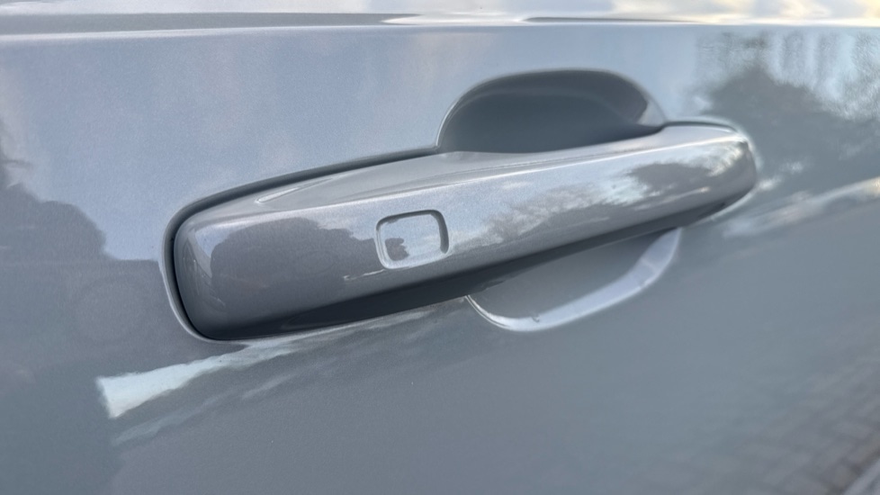 Used Volvo V90 2025 for sale - 77063400: Photo 23