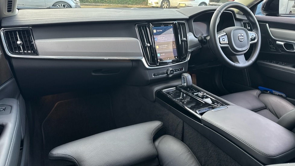 Used Volvo V90 2025 for sale - 77063400: Photo 34