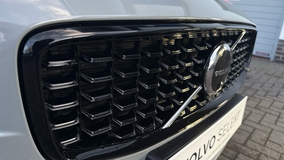 Used Volvo V90 2025 for sale - 77063400: Photo 38