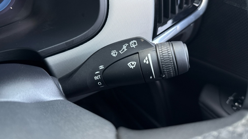 Used Volvo V90 2025 for sale - 77063400: Photo 53