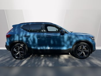 Used Volvo XC40 2023 for sale - 75472727: Photo