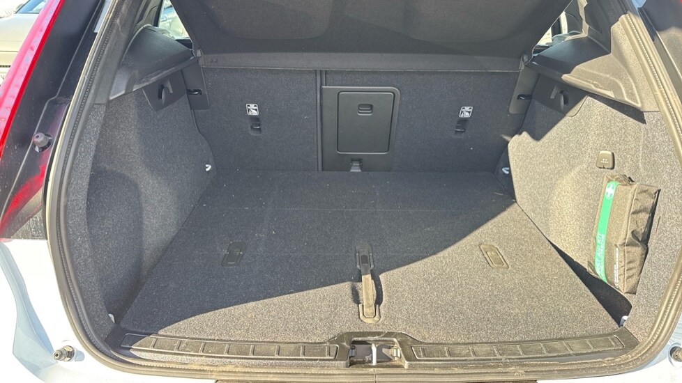 Used Volvo XC40 2025 for sale - 75860116: Photo 14