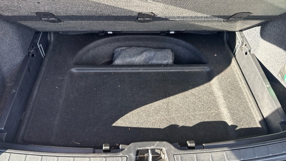 Used Volvo XC40 2025 for sale - 75860116: Photo 15