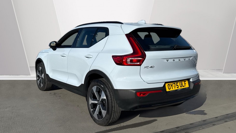 Used Volvo XC40 2025 for sale - 75860116: Photo 2