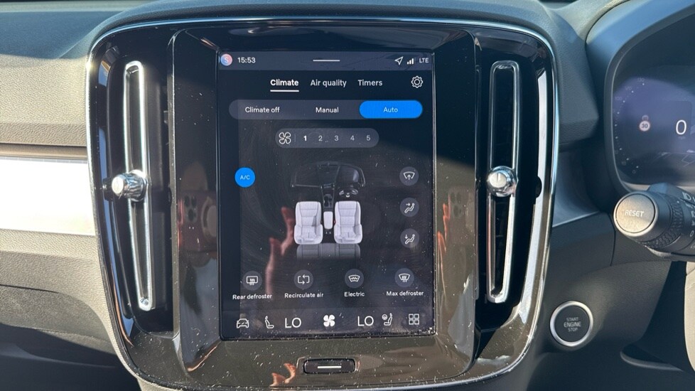 Used Volvo XC40 2025 for sale - 75860116: Photo 26