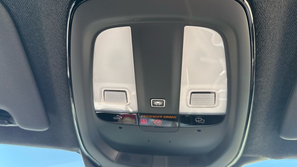 Used Volvo XC40 2025 for sale - 75860116: Photo 31